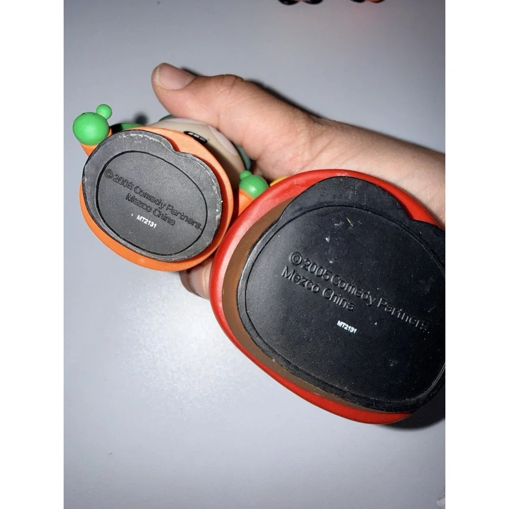 SOUTH PARK 2 MEZCO - 2 FUN FOR ALL - 2 UNMARKED 6‎ TOTAL Y